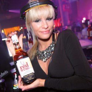 2404 CT Agentur Praesentation 1zu1 RedSTAG Party Revier 7